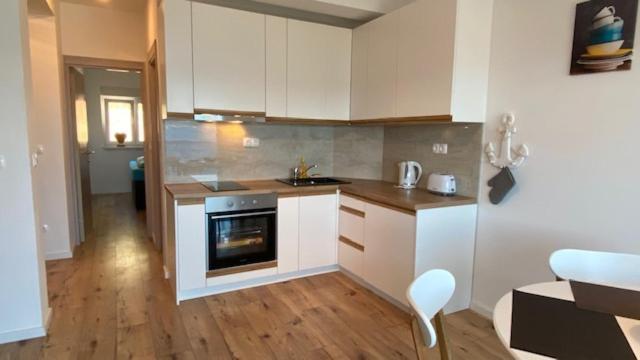 Apartments Elena ล็อควา โรโกซนิตซา ภายนอก รูปภาพ