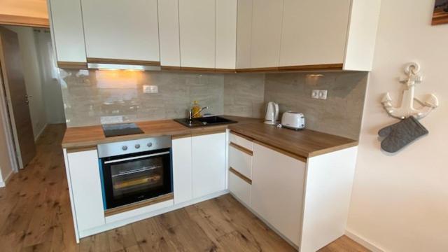 Apartments Elena ล็อควา โรโกซนิตซา ภายนอก รูปภาพ